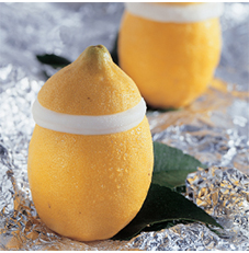 Ripieno Lemon Sorbetto in Fruit Shell